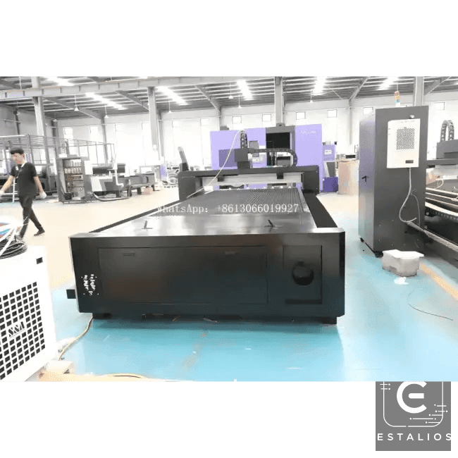 Black Industrial Laser Cutting Machine for Metal Sheets 5kw - Estalios
