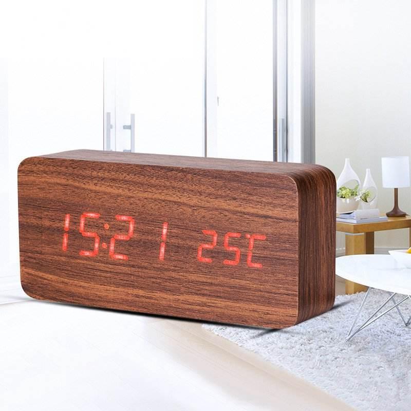 Brighten Your Day with a Stylish Wooden Alarm Clock - Estalios
