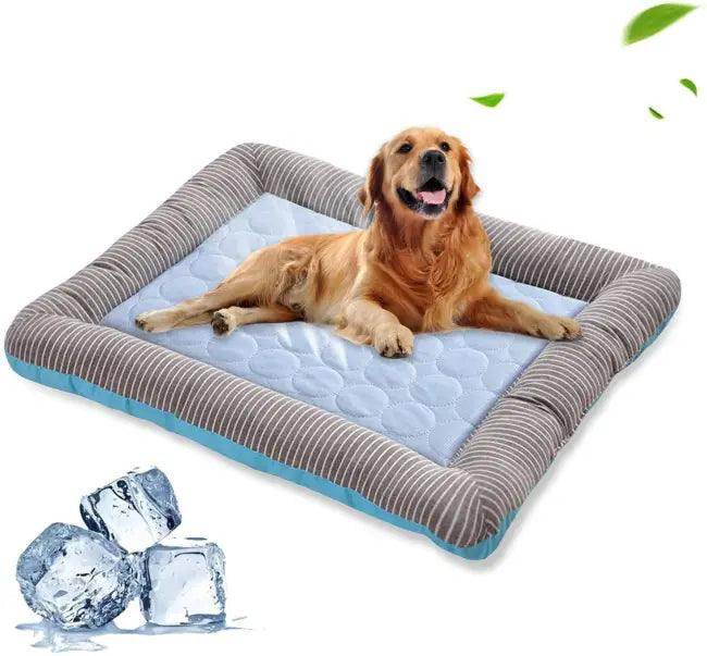 Chill Out in Style with Striped Cooling Dog Bed - Estalios