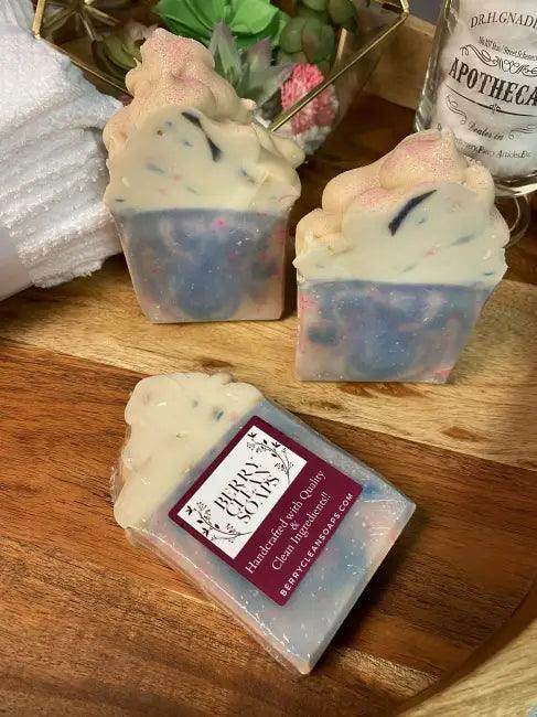 Cotton Candy Scented Cupcake-Shaped Artisan Soap Delight - Estalios
