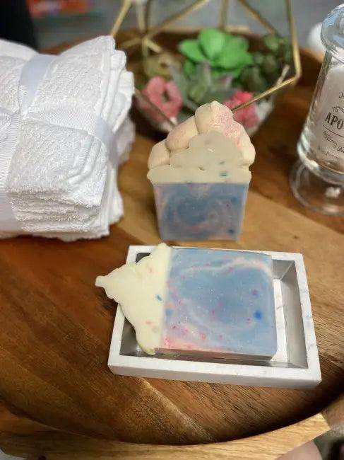 Cotton Candy Scented Cupcake-Shaped Artisan Soap Delight - Estalios