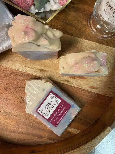 Cotton Candy Scented Cupcake-Shaped Artisan Soap Delight - Estalios