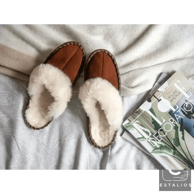 Cozy Chic Brown Suede Slippers with Plush White Fur Trim - Estalios