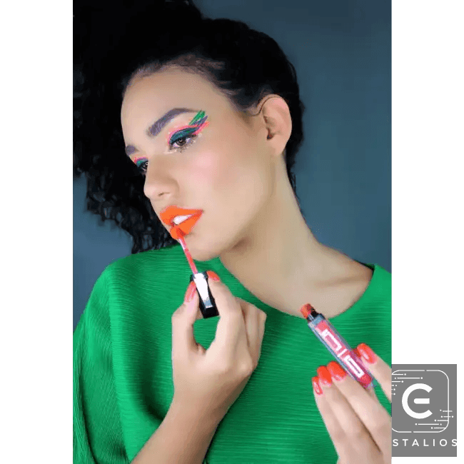 Electric Edge Black Eyeliner with Vibrant Orange Twist - Estalios