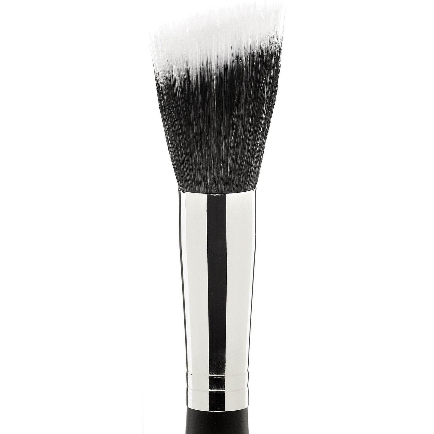 Effortless Application with #15 Bronzer Stippling Brush - Estalios