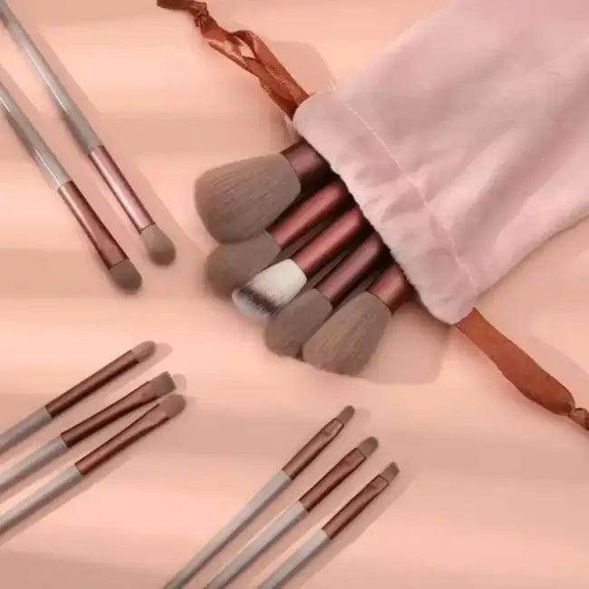 Trendy Makeup Brush Set with Gray Pouch for Flawless Looks - Estalios