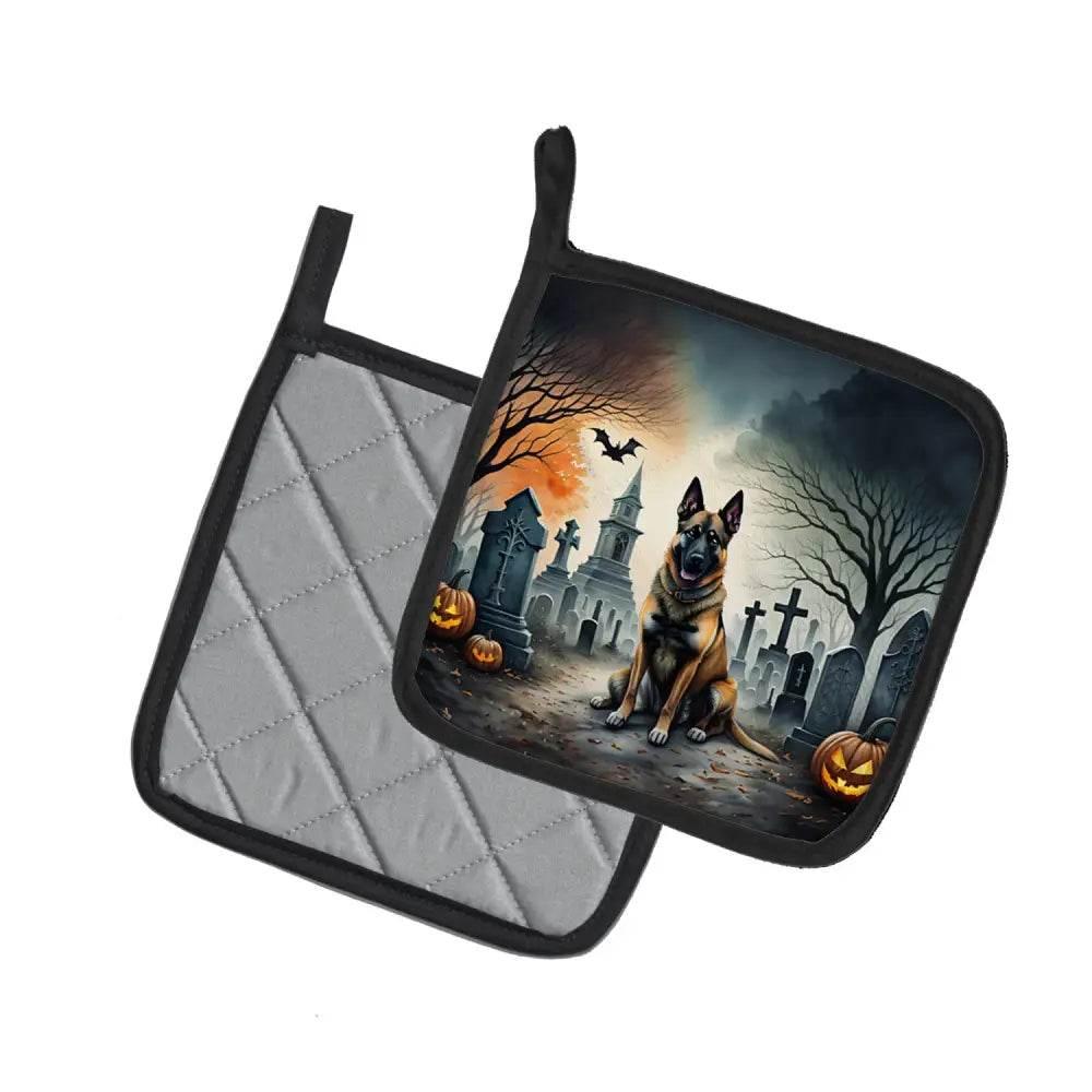 Hauntingly Cool Halloween Pot Holder for a Spooky Kitchen - Estalios