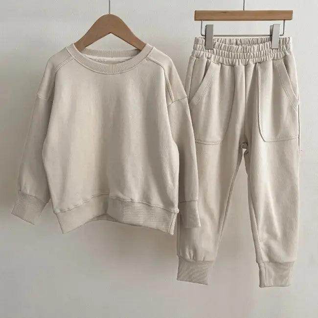 Cozy Mauve Matching Sweatshirt and Sweatpants Set for Kids - Estalios