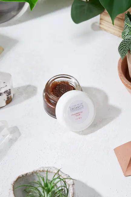 Unleash Your Chocolate Glow with Nourishing Lip Scrub - Estalios