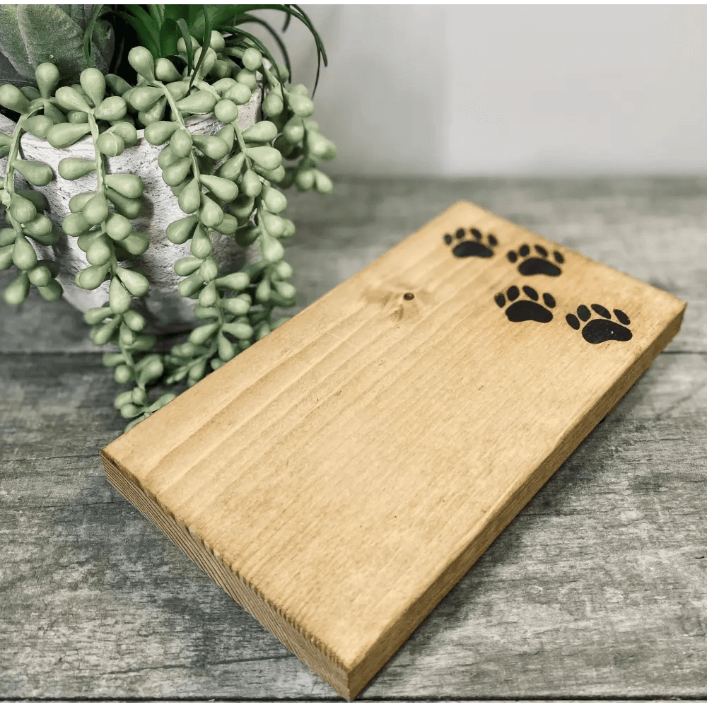 Rustic Wooden Riser for Soap and Plants Display - Estalios