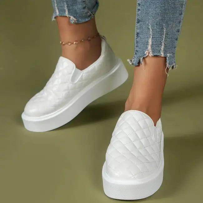 Quilted Kicks: Stylish Slip-Ons for Ultimate Comfort - Estalios