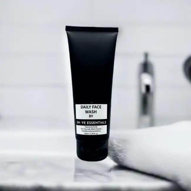 Dynamic Splash Face Wash for Daily Freshness Boost - Estalios