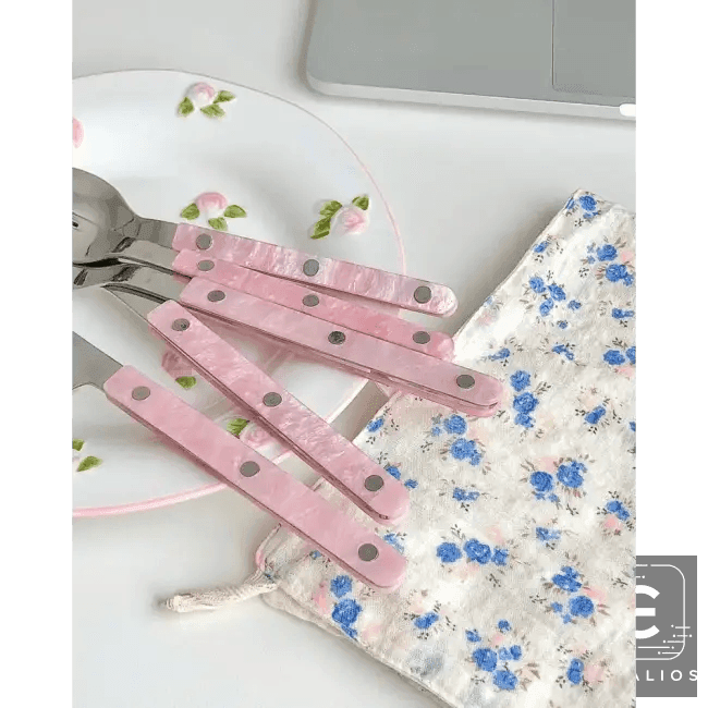 Chic Pink Perfection Cutlery and Plate Set for Elegance - Estalios