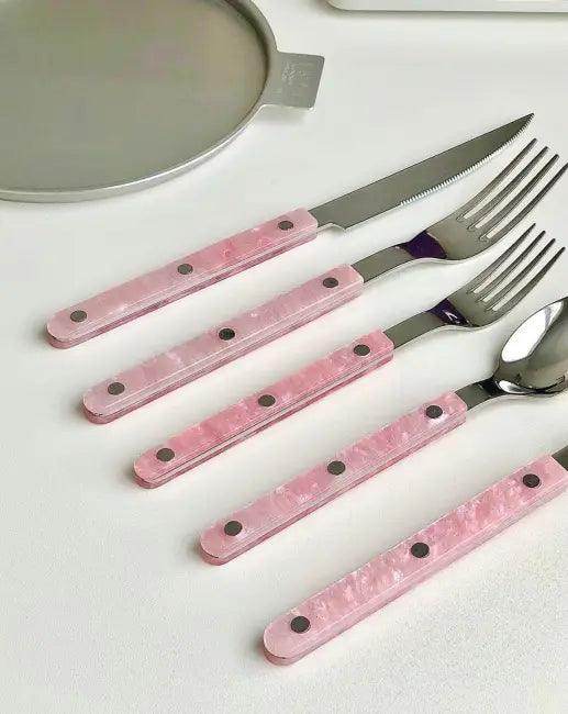 Chic Pink Perfection Cutlery and Plate Set for Elegance - Estalios