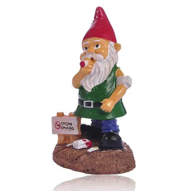 Epic Smoking Garden Gnome Figurine for Unique Décor - Estalios