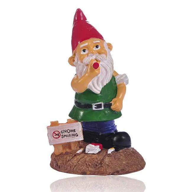 Epic Smoking Garden Gnome Figurine for Unique Décor - Estalios