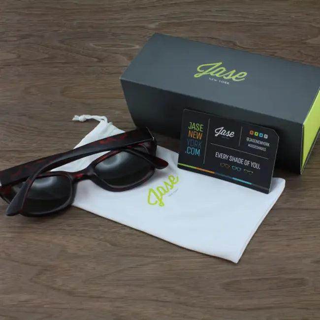 Embrace Bold Style with Tortoiseshell Eyewear Today - Estalios