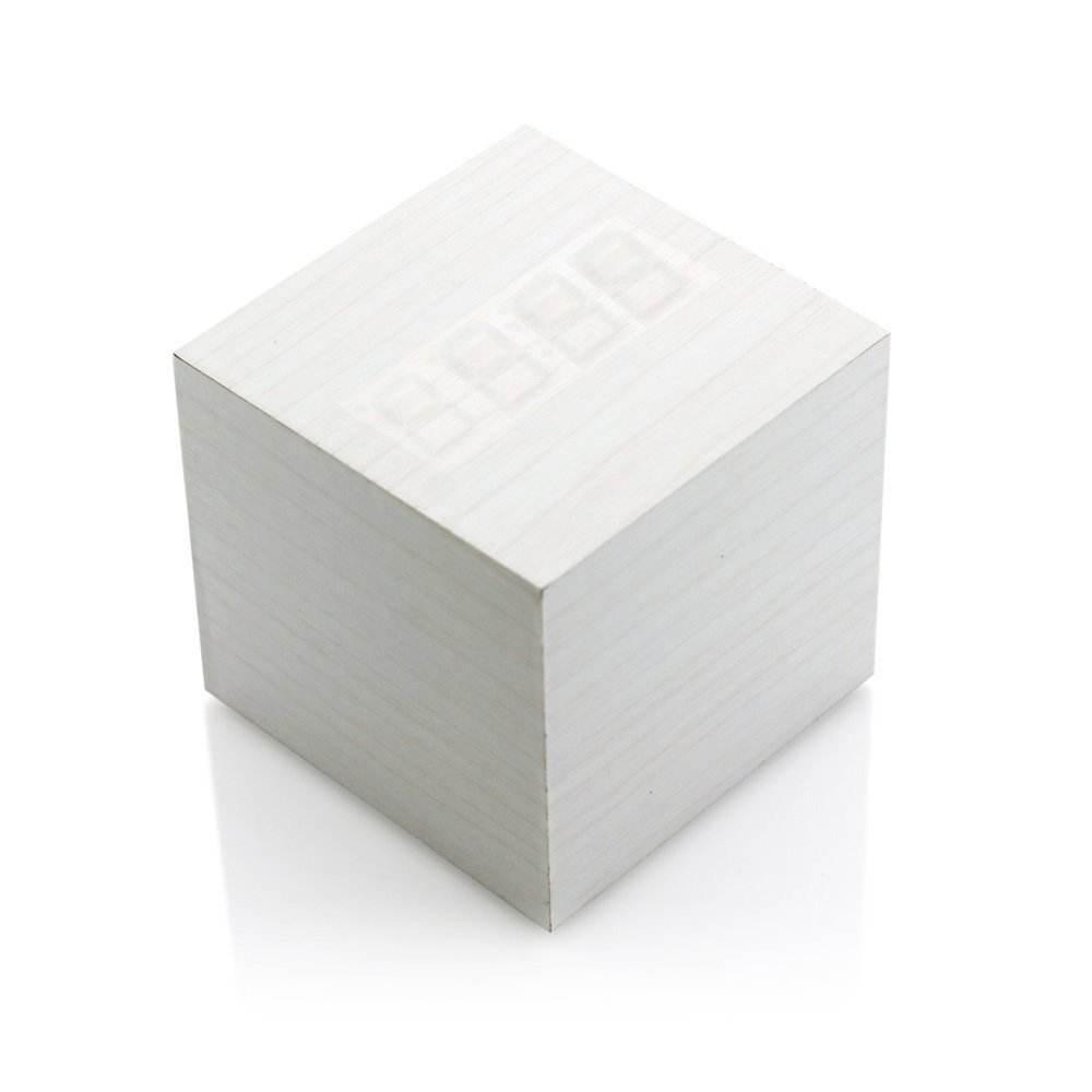 Unleash Time Style with the Bold Wooden Cube Clock - Estalios