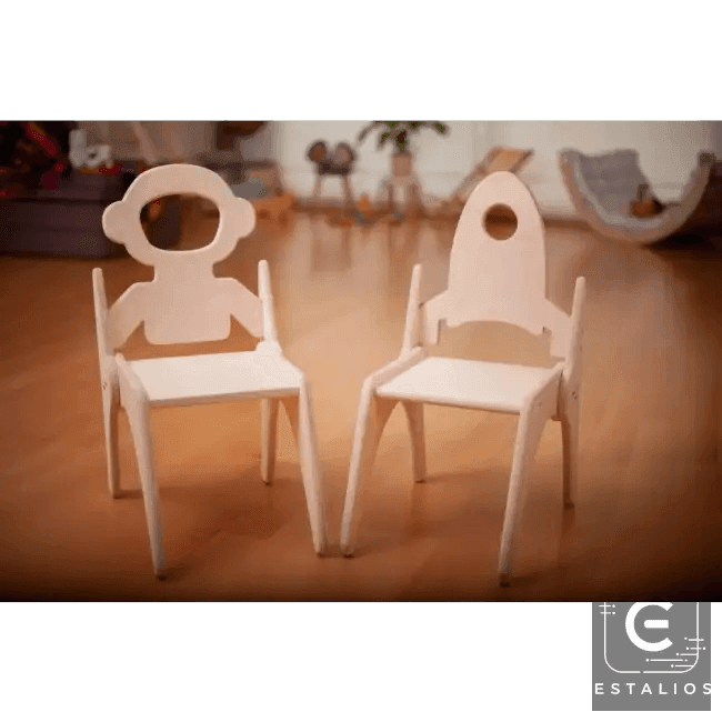 Adventure Awaits with the Wooden Monkey Table Set - Estalios