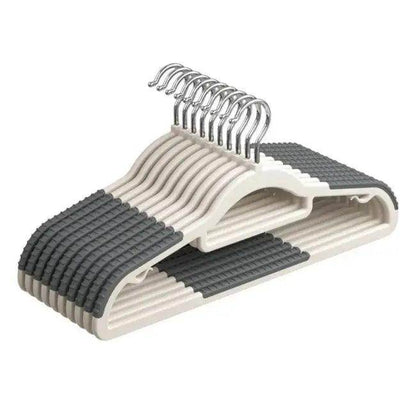 Elevate Your Closet with Curved Non Slip Hangers - Estalios