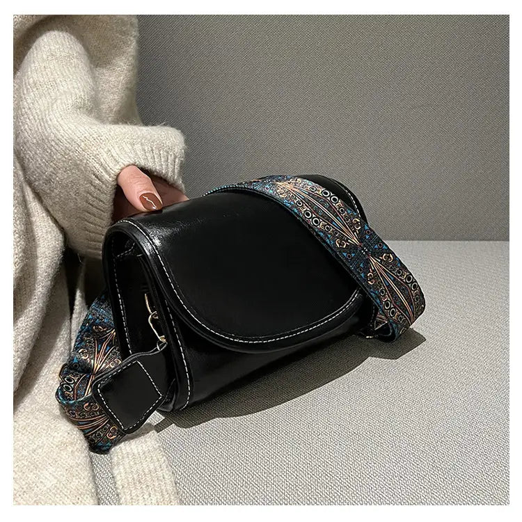 Fashion Broadband High-grade Shoulder Messenger Bag