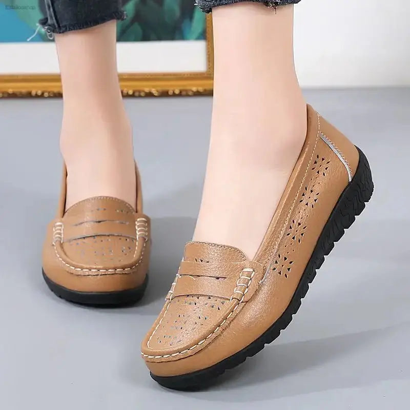 2024 Casual Women's Hollow Bean Shoes with Breathable Cow Muscle Soles for Nurses and Busy Moms - EstaliosShop