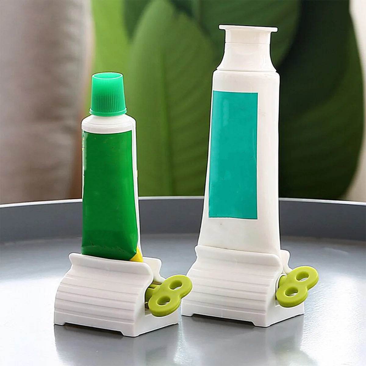 Efficient Toothpaste Tube Squeezer for Hassle-Free Use - Estalios