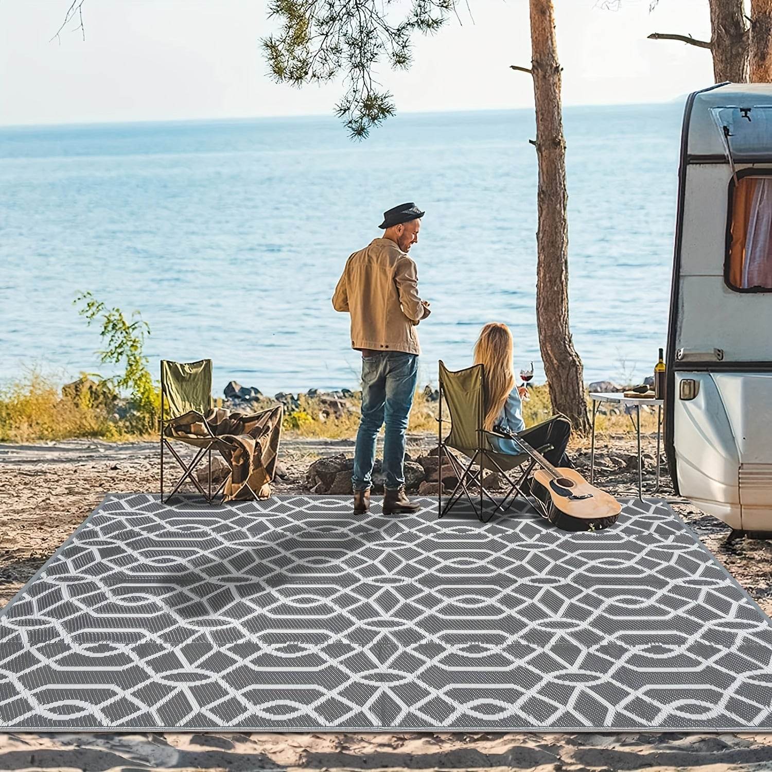 Waterproof Reversible Outdoor Rug For Patios and Camping - Estalios