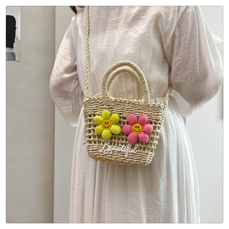 Summer Woven Bag Versatile Handheld Crossbody Hollow Beach Bag