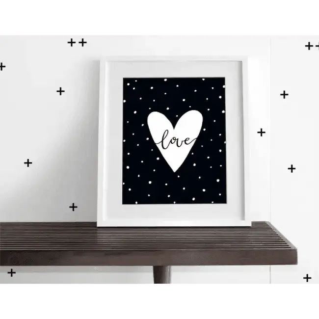 Black White Heart Art for Timeless Love and Elegance - Estalios
