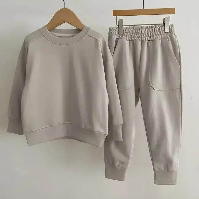 Cozy Mauve Matching Sweatshirt and Sweatpants Set for Kids - Estalios