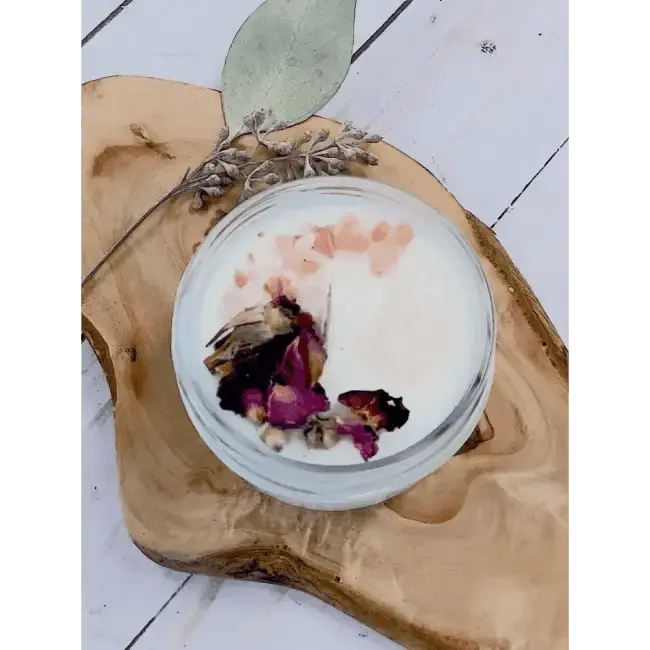 Enchanting Floral Crystal Scented Candle for Relaxation - Estalios