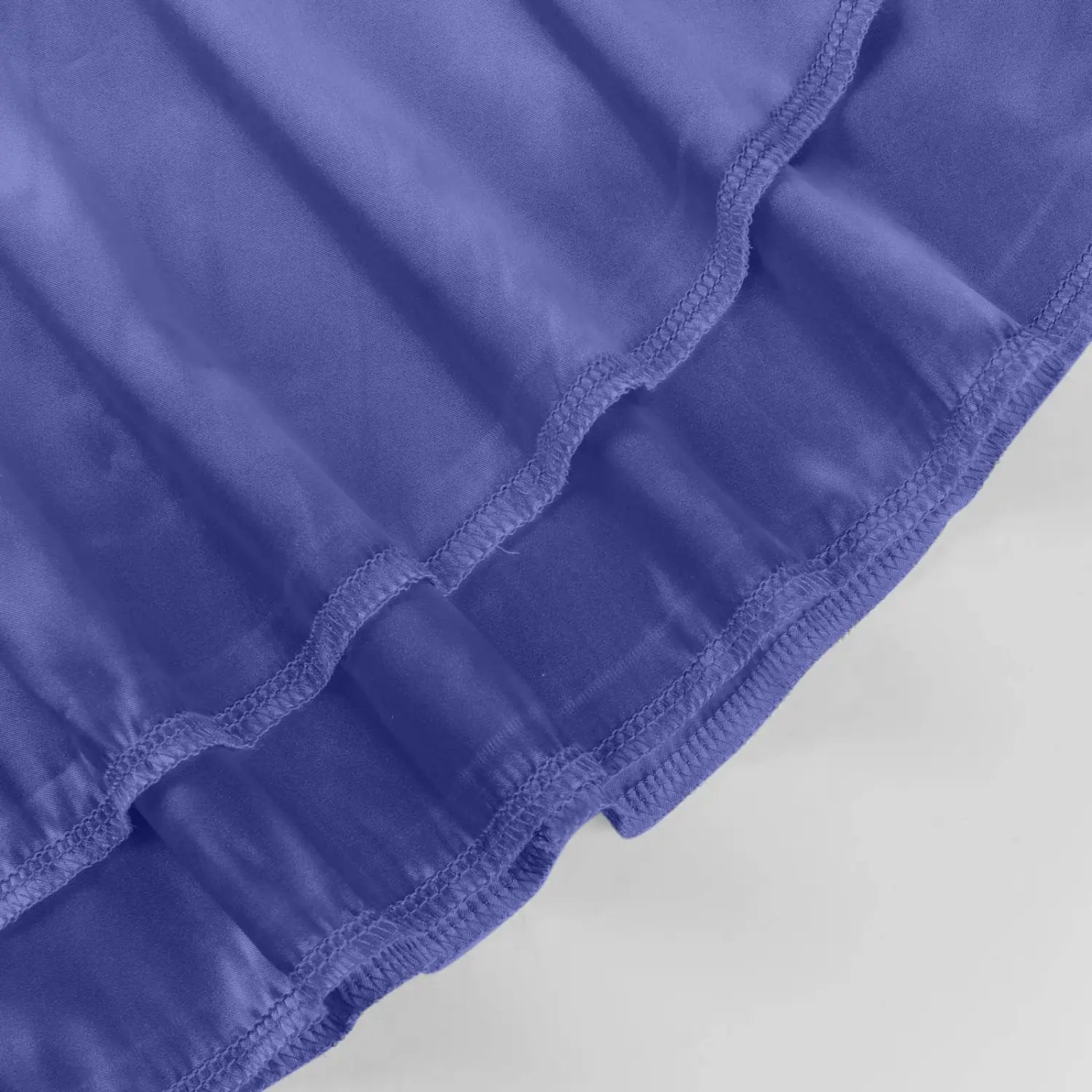 Elegante minivestido de fiesta de satén de seda con espalda descubierta para mujer