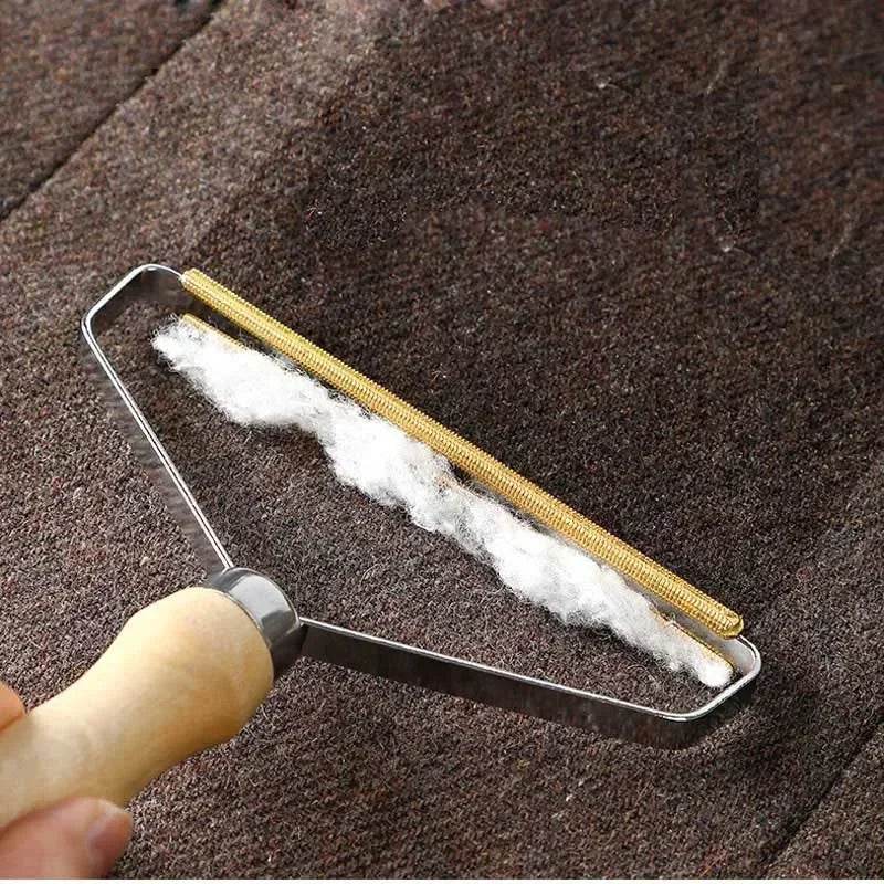 Portable Lint Remover Brush for Pet Hair and Fuzz Cleaning - Estalios