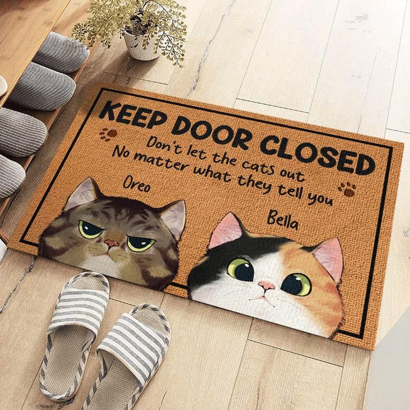 Cat Personalized Decorative Mat - Keep The Door Closed Sign - Estalios