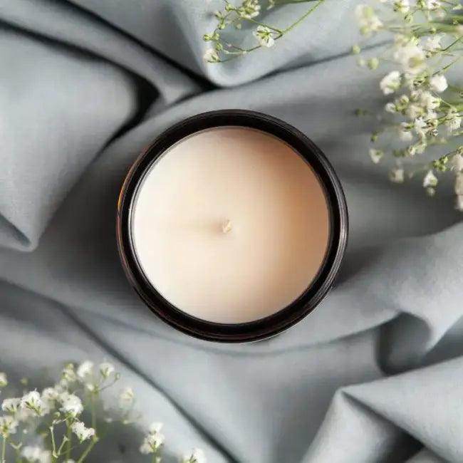 Ignite Your Senses with Amber Glow Candle for Serenity - Estalios
