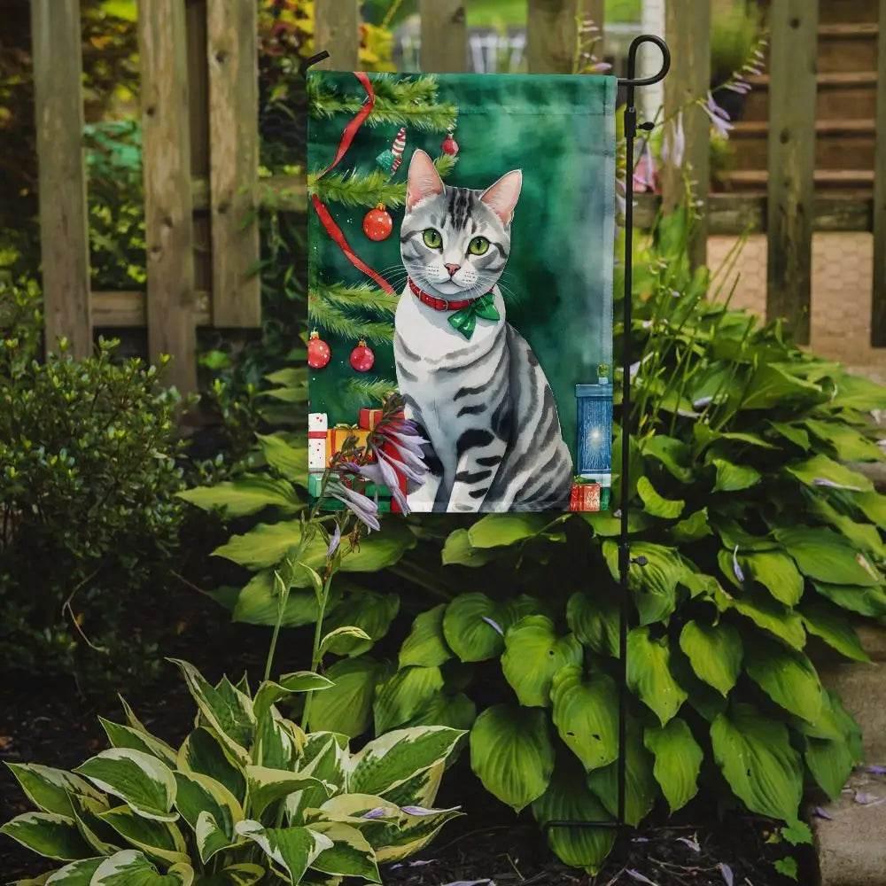 Vibrant American Shorthair Cat Garden Flag for Christmas - Estalios