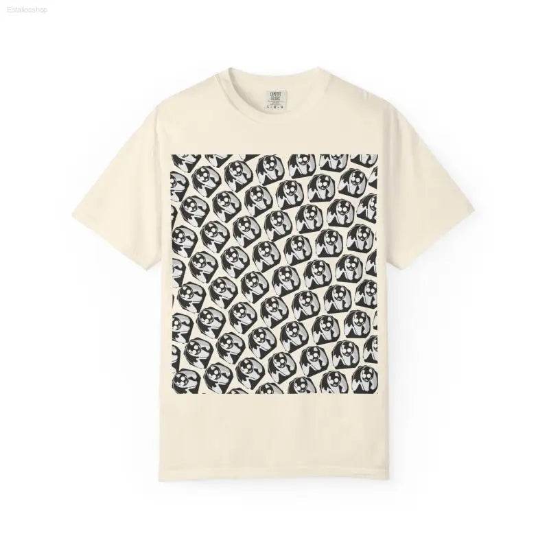 Beige t-shirt with dog pattern.