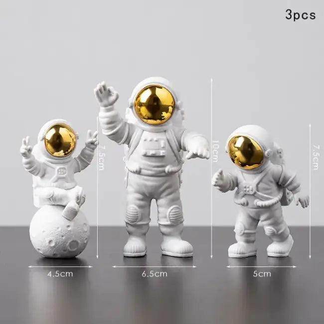 Astronaut Statues Decorative Lamp Set for Unique Home Decor - Estalios