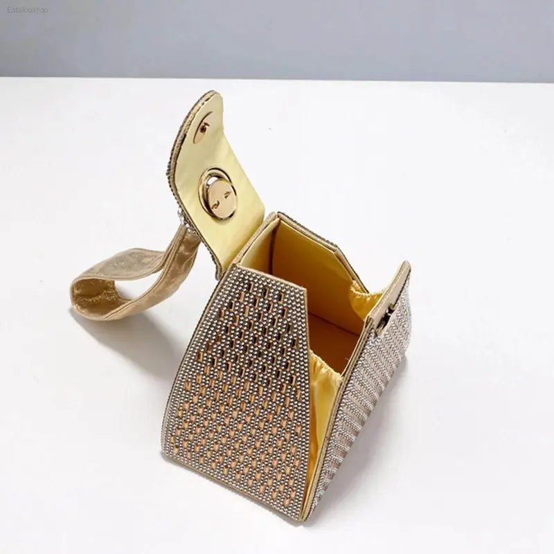 Aureate Triangle Clutch Purse - Elegant Evening Handbag for Weddings & Cocktails - Estalios
