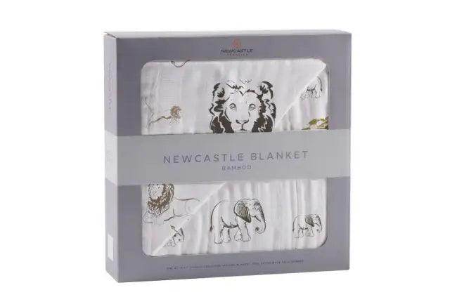 Wild Safari Baby Blanket and Scarf Set for Cozy Adventures - Estalios