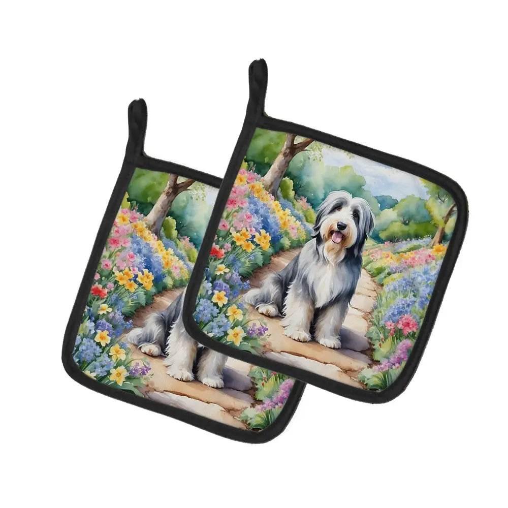 Pawsome Pot Protectors: Dog-gone Cute Pot Holders! Dog-themed Pot Holders are Here! these Aren't just any Pot Holders; - Estalios