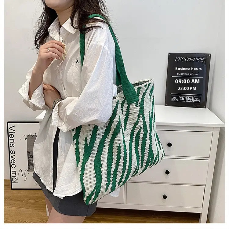 Tote New Large Capacity Single Shoulder Zebra Pattern Knitted Bag Women