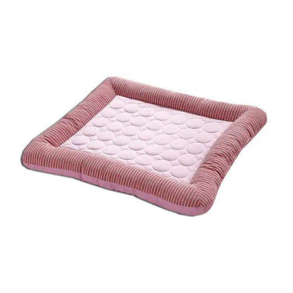 Chill Out in Style with Striped Cooling Dog Bed - Estalios