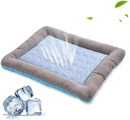 Chill Out in Style with Striped Cooling Dog Bed - Estalios
