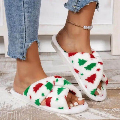 Festive Fuzzy Slippers for Cozy White Christmas Magic - Estalios