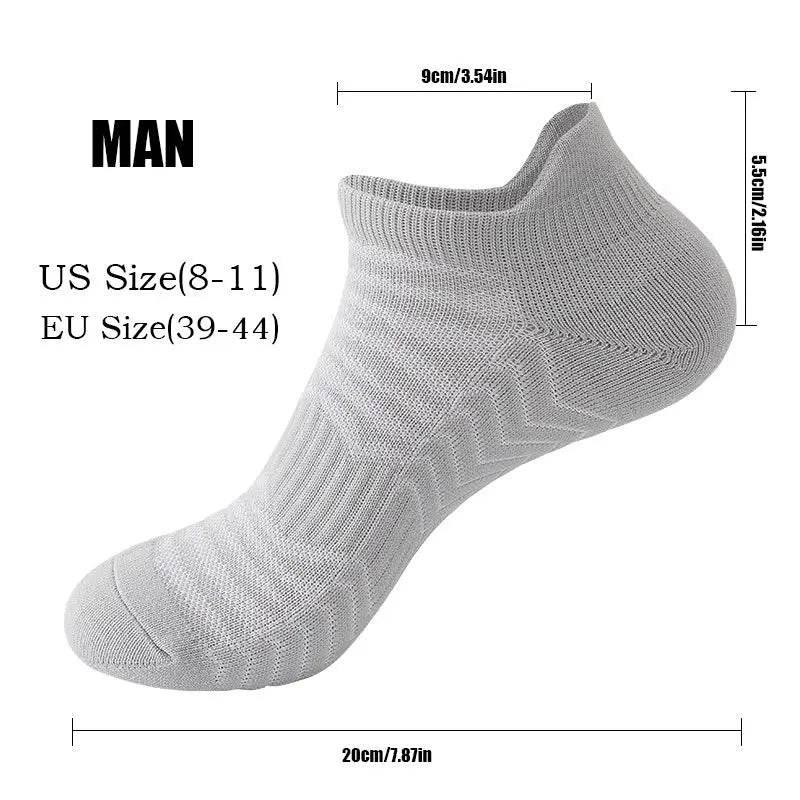 Unleash Your Inner Athlete with Gray Ankle Socks! Elevate your game with our Gray Ankle Athletic Socks, designed for peak performance and ultimate comfort - Estalios