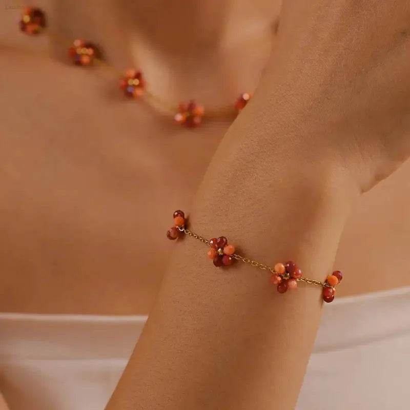 Floral beaded bracelet.