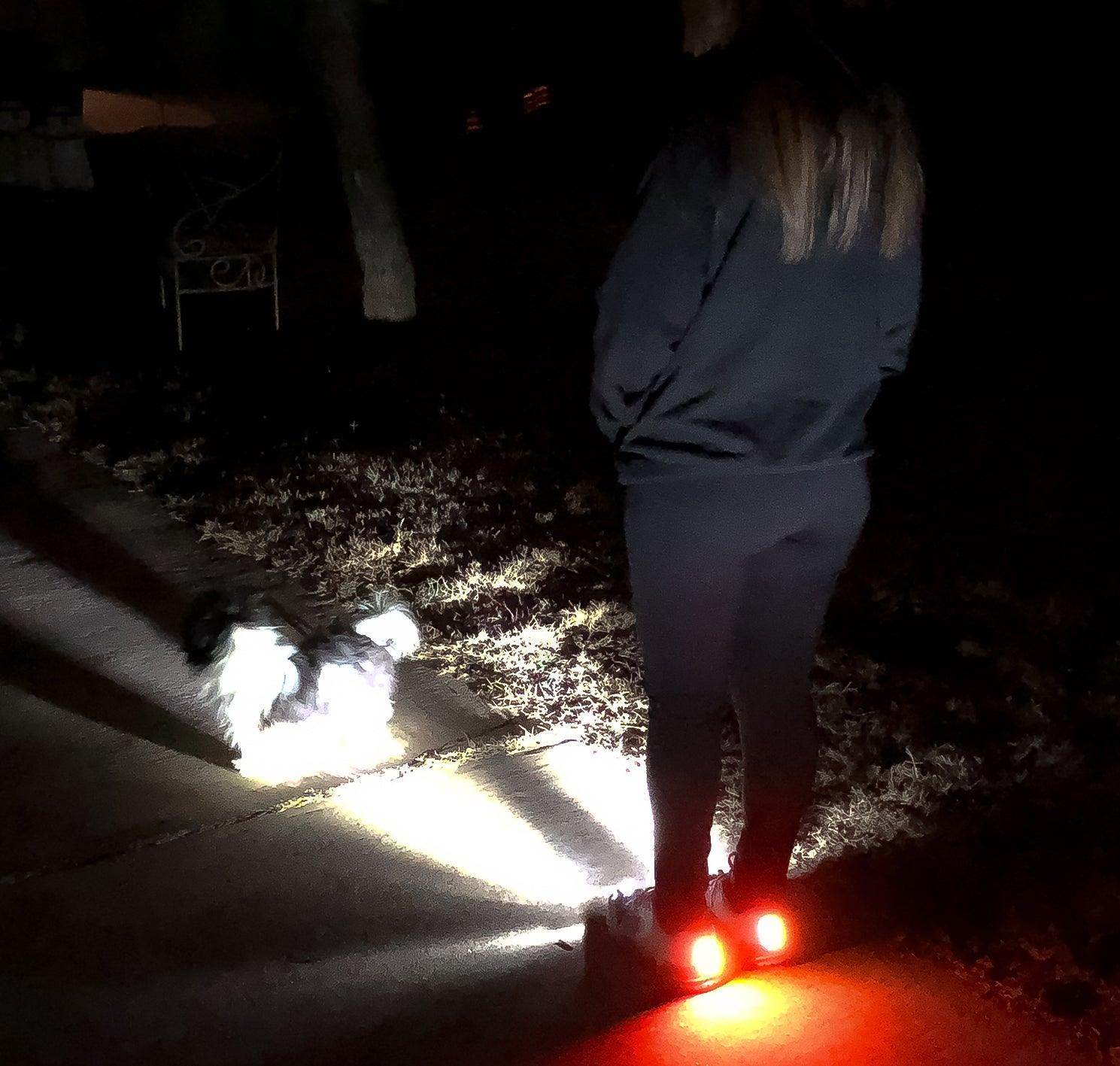 Light Up Night Runner Shoes for Safe Night Runs - Estalios