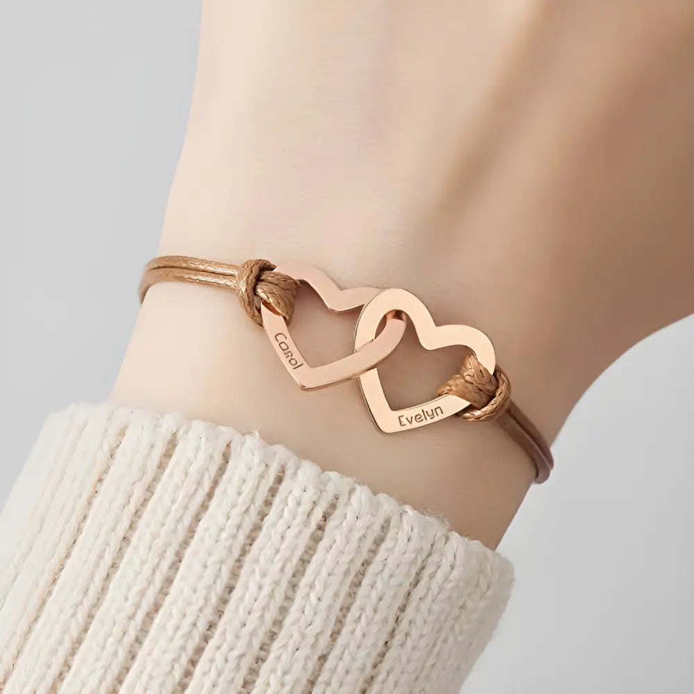 Personalized heart-shaped grandma bracelet in rose gold perfect for any grandmother